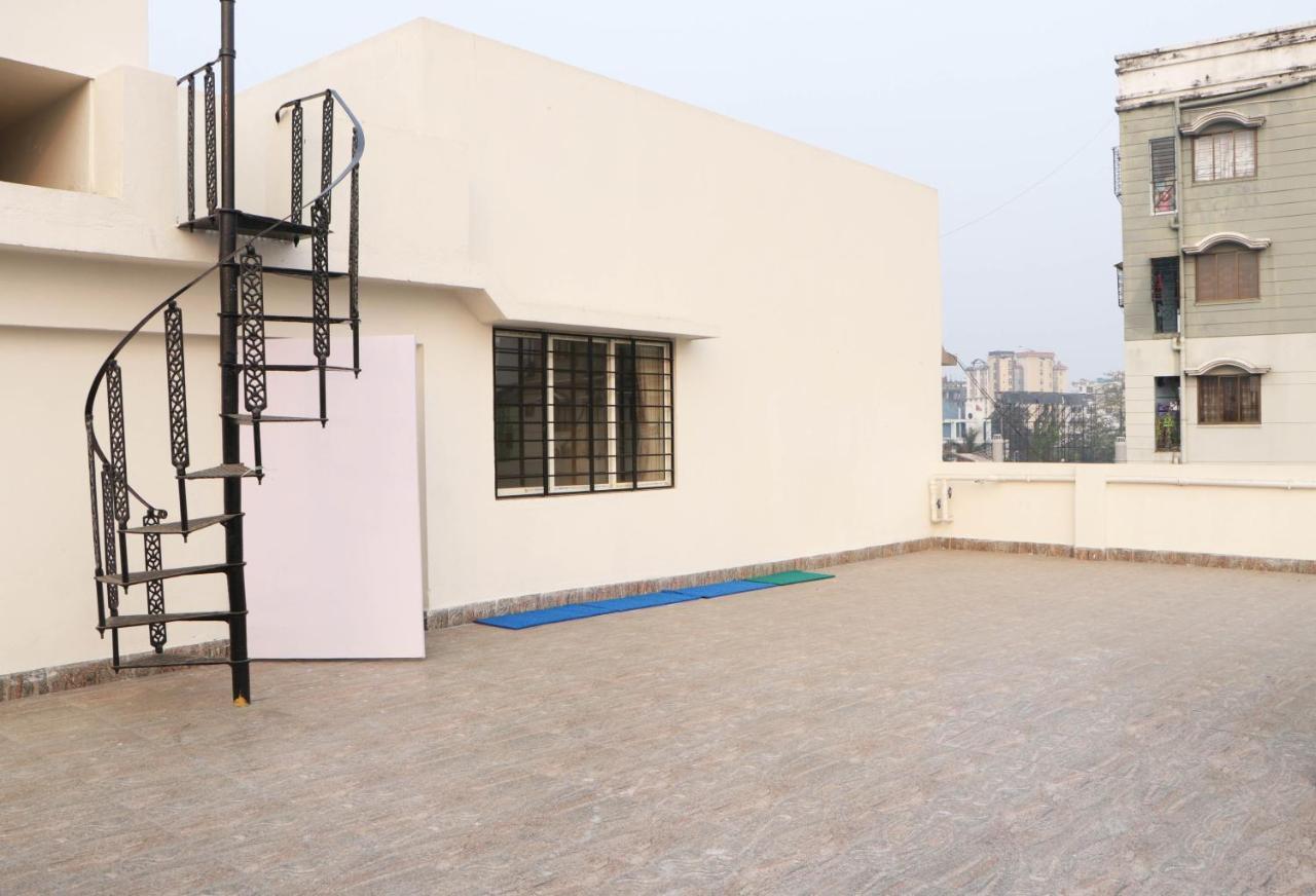 Radharani Apartment Колката Екстер'єр фото